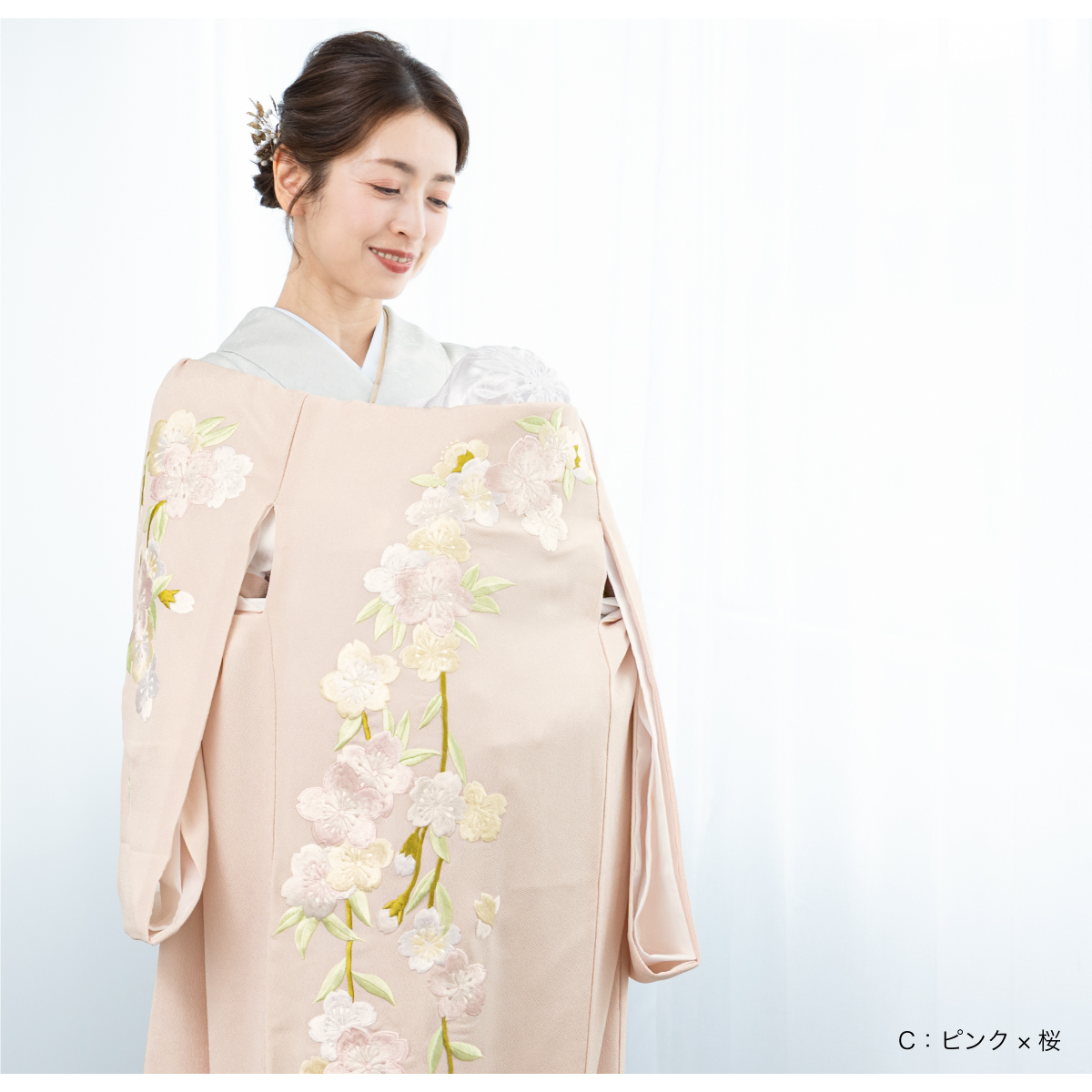 新品　未使用　希少　正絹　着物　七五三　お宮参り　しぼり　しつけ付き　女子　和柄 七五三 正絹絞り四つ身着物 絞り 刺繍 長襦袢セット 7歳用 七五三着物