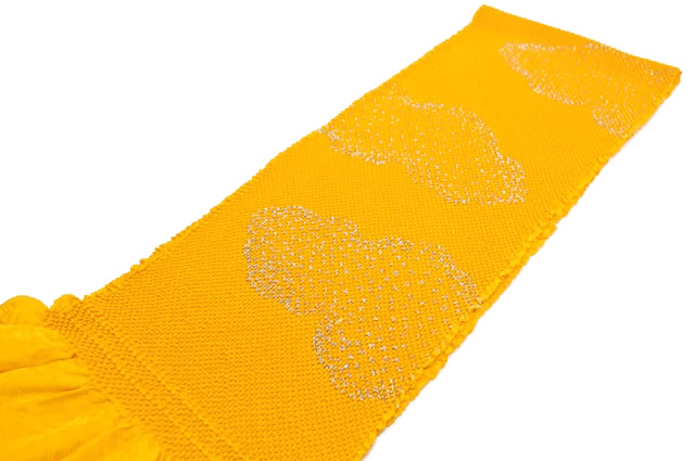 晴れの日の着物を彩る正絹の帯揚げ