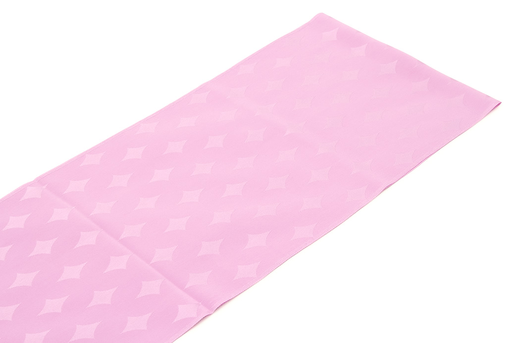 柔らかくて締めやすい正絹の帯揚げ