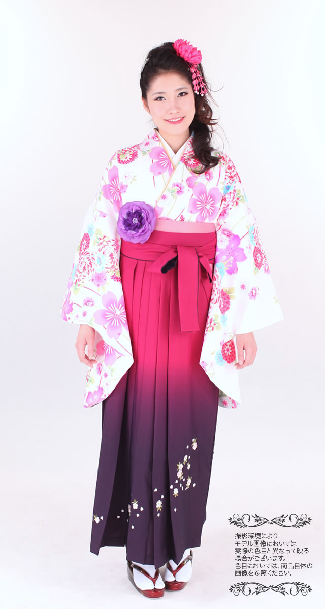 桜柄の二尺袖着物の袴セット