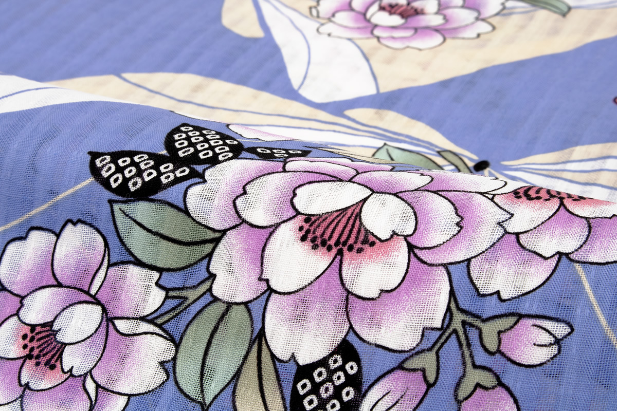夏祭りや花火大会におすすめな女性向けの浴衣