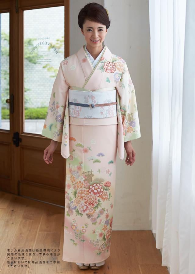 お手入れ簡単の高級感溢れる訪問着セット