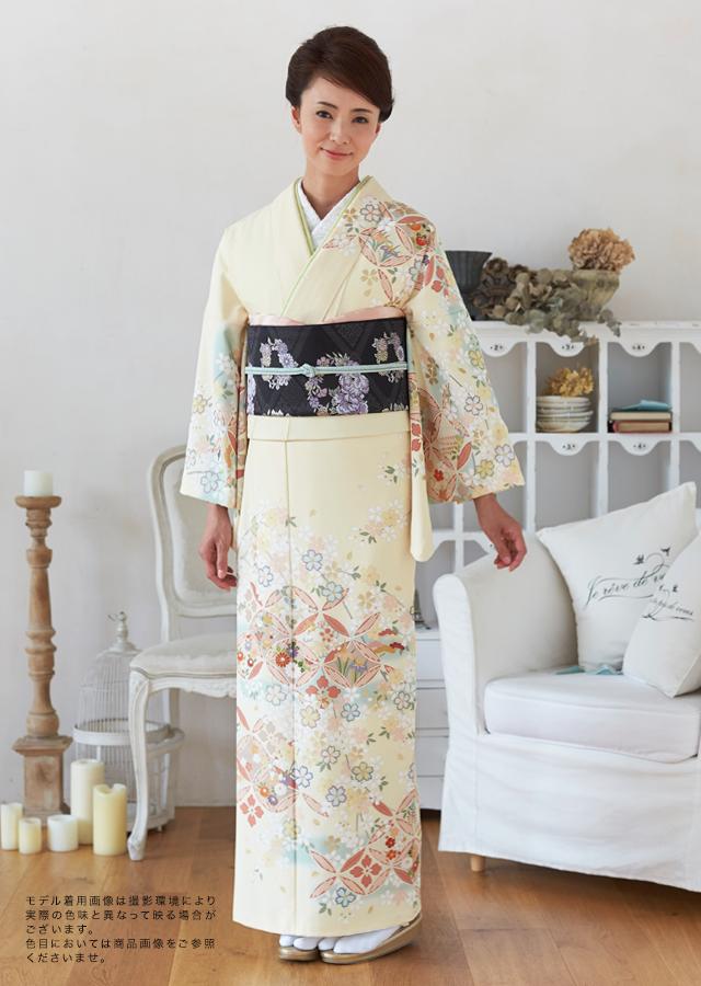 お手入れ簡単の高級感溢れる訪問着セット