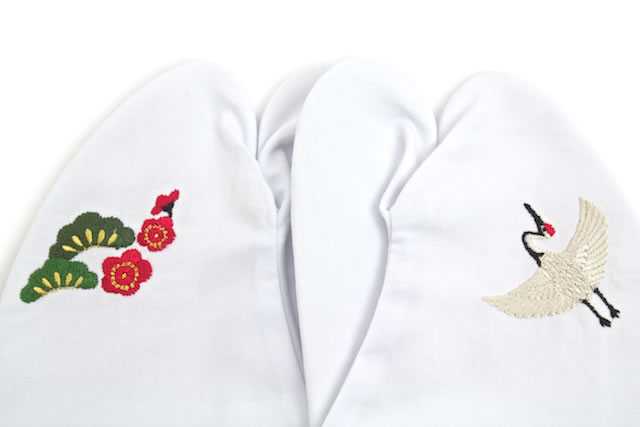 カジュアル着物と合わせたい刺繍足袋