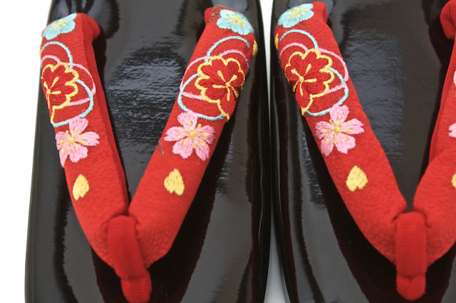 七五三にオススメな三歳・七歳向けの草履