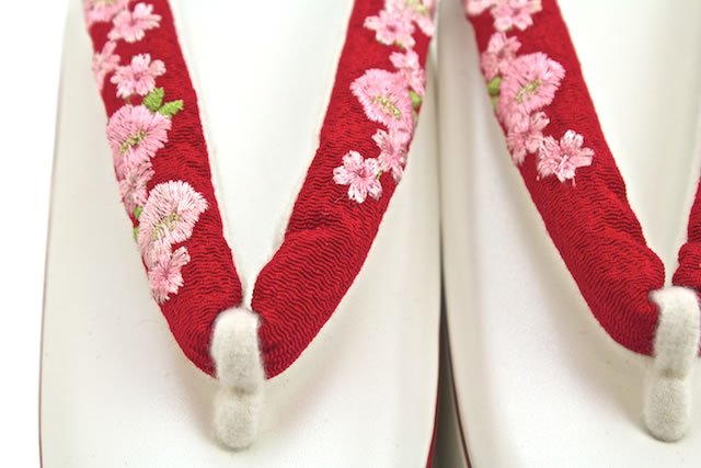 刺繍花緒の子供用草履