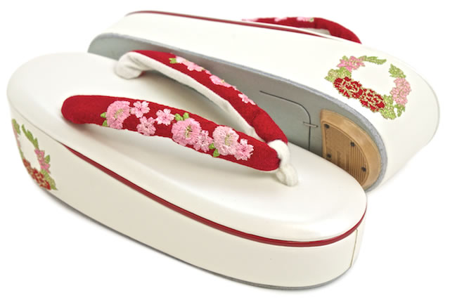 足に優しい七五三向け草履