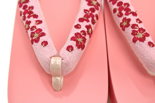 刺繍花緒の子供用ぽっくり