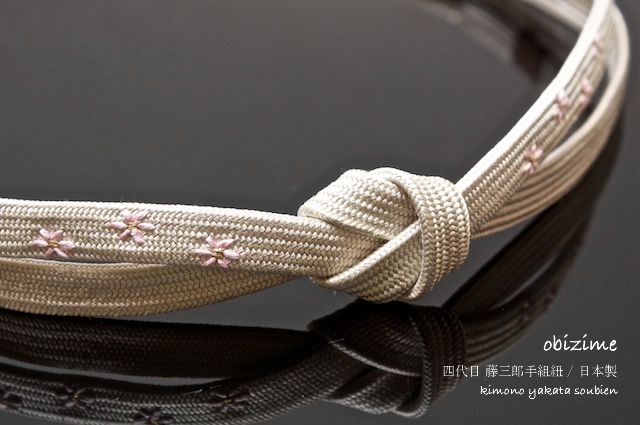 帯締め,帯じめ,帯〆,おびじめ,手組紐,小花,刺繍,小紋b